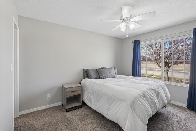 8733 Hanworth Drive, Johnston, IA 50131