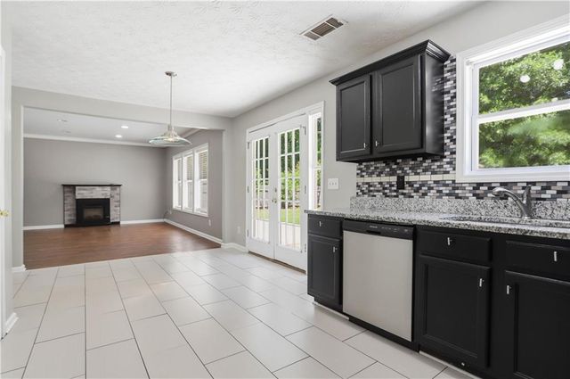 1241 Pine Acre Drive, Sugar Hill, GA 30518