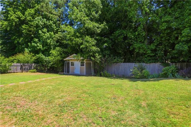 1241 Pine Acre Drive, Sugar Hill, GA 30518