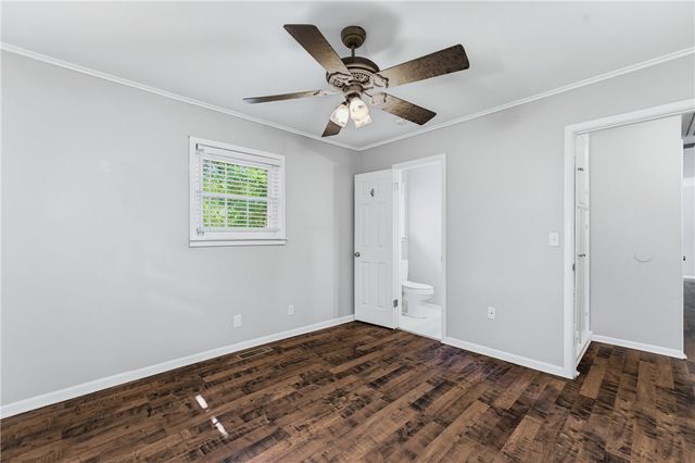 2324 Holly Street, Fayetteville, AR 72703