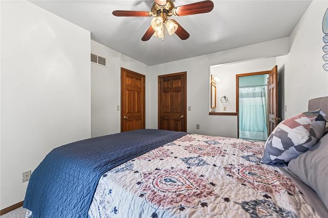 297 Holiday Island Drive, Holiday Island, AR 72631