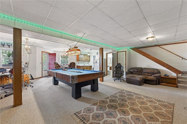297 Holiday Island Drive, Holiday Island, AR 72631