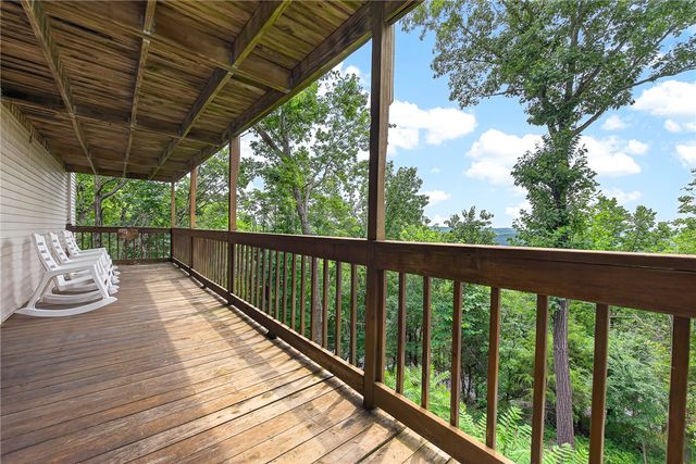 297 Holiday Island Drive, Holiday Island, AR 72631