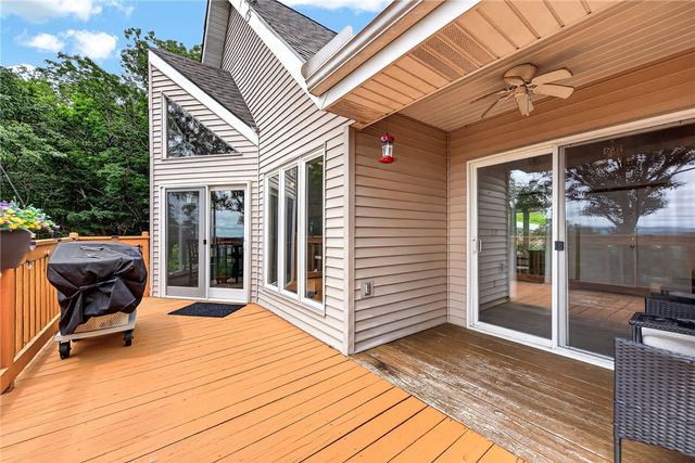 297 Holiday Island Drive, Holiday Island, AR 72631