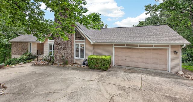 297 Holiday Island Drive, Holiday Island, AR 72631