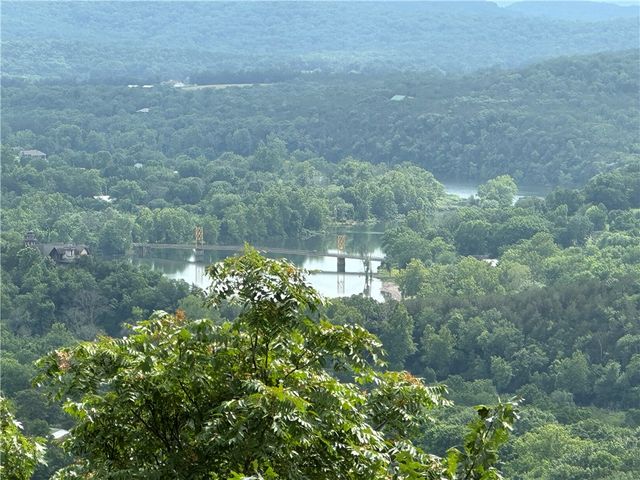 297 Holiday Island Drive, Holiday Island, AR 72631
