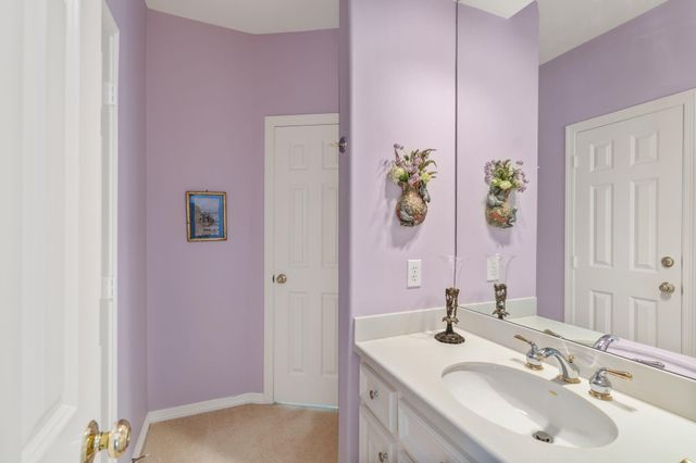 3 Homewood Row Lane, Houston, TX 77056