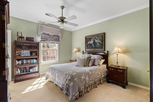 3 Homewood Row Lane, Houston, TX 77056
