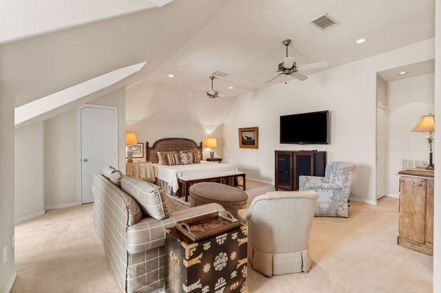 3 Homewood Row Lane, Houston, TX 77056