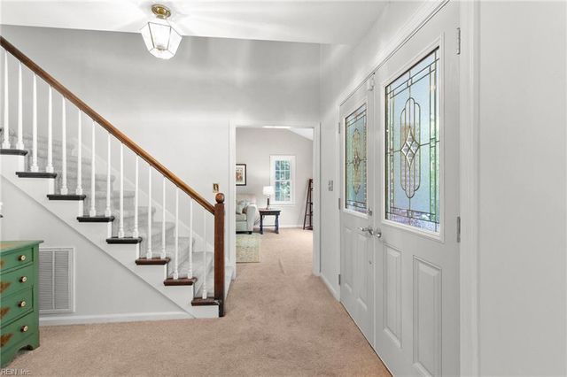 5998 Ladysmeade LN, Gloucester, VA 23061