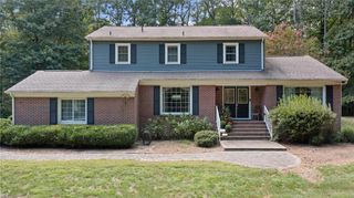 5998 Ladysmeade LN, Gloucester, VA 23061