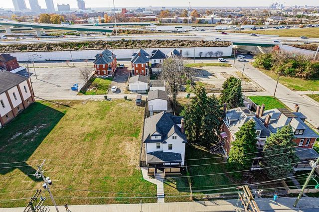 489 Saint Clair Avenue, Columbus, OH 43203