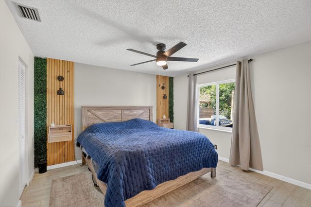 4911 Neros Drive, Greenacres, FL 33463