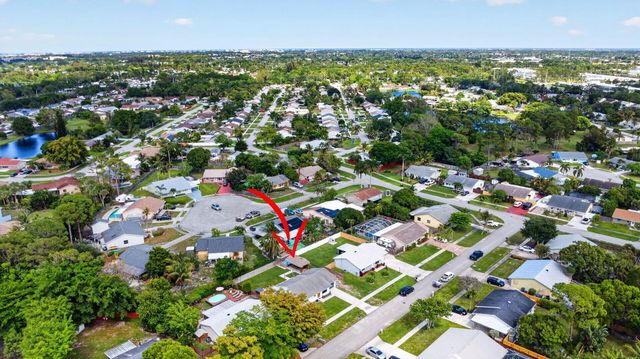 4911 Neros Drive, Greenacres, FL 33463