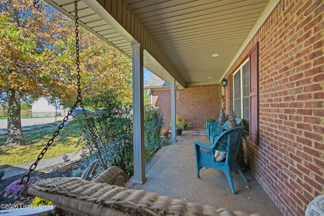 5109 Pebble Beach Ct, Lawrenceburg, KY 40342