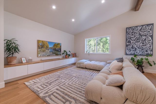 14344 Northwoods Boulevard, Truckee, CA 96161