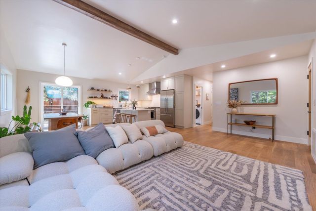 14344 Northwoods Boulevard, Truckee, CA 96161