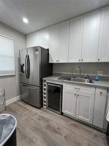 1432 S Lakeside Drive 5, Lake Worth, FL 33460