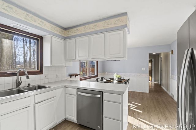 4661 Cherry Street, Holland, MI 49423