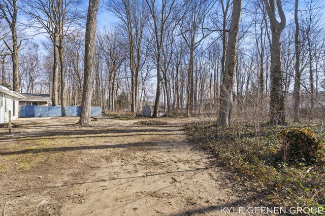 4661 Cherry Street, Holland, MI 49423