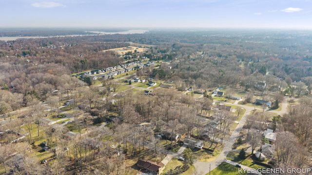 4661 Cherry Street, Holland, MI 49423