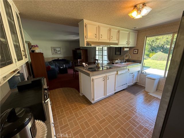 821 Woodcrest Avenue, La Habra, CA 90631