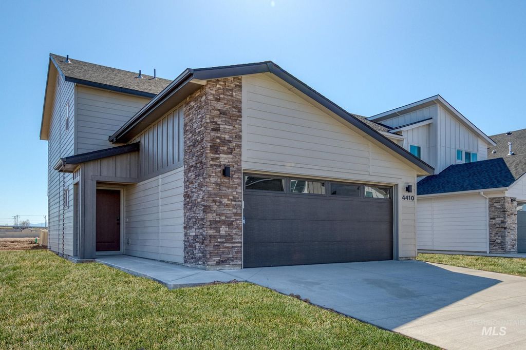 4410 N Magical Creek Ave, Meridian, ID 83646