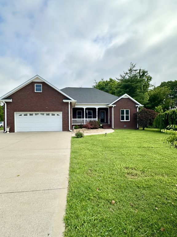 314 W Main St, Alexandria, TN 37012