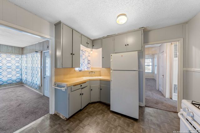 1803 Mardell, San Antonio, TX 78201