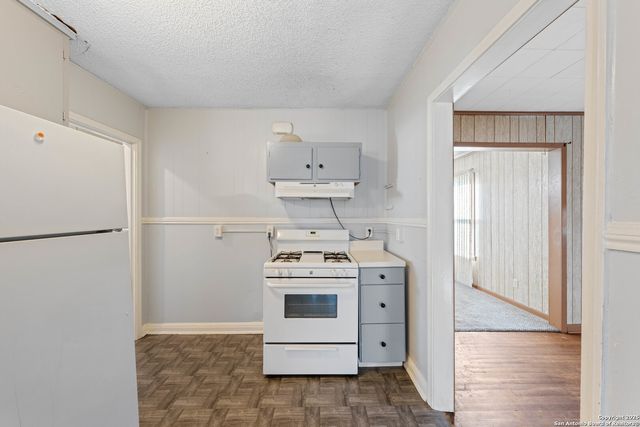 1803 Mardell, San Antonio, TX 78201