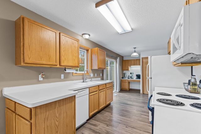 10783 Tamarack Circle NW, Coon Rapids, MN 55433