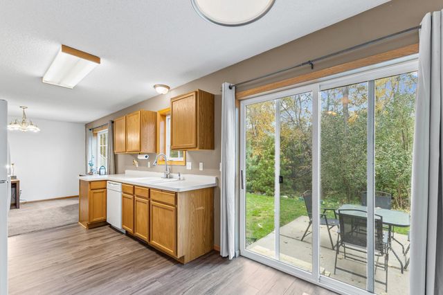 10783 Tamarack Circle NW, Coon Rapids, MN 55433