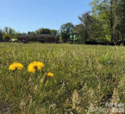 3162 Morganton Boulevard SW, Lenoir, NC 28645