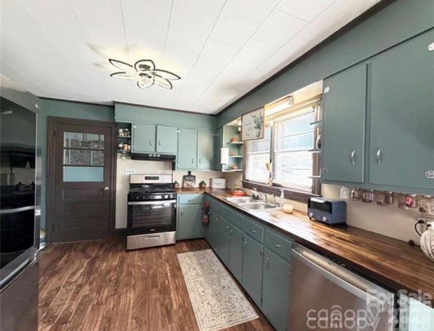 3162 Morganton Boulevard SW, Lenoir, NC 28645