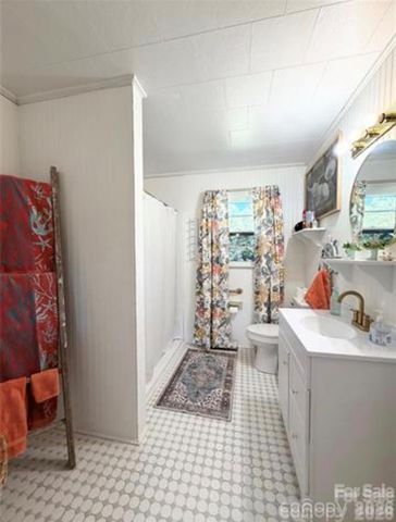 3162 Morganton Boulevard SW, Lenoir, NC 28645