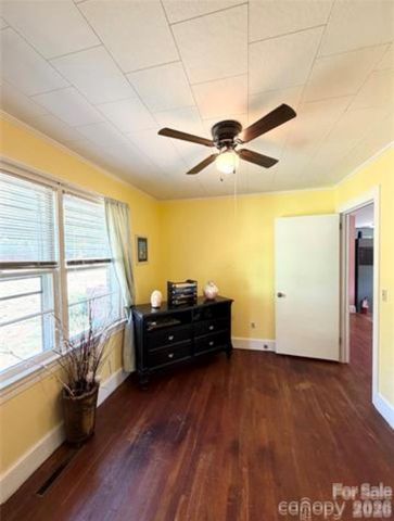 3162 Morganton Boulevard SW, Lenoir, NC 28645