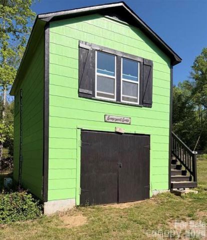 3162 Morganton Boulevard SW, Lenoir, NC 28645