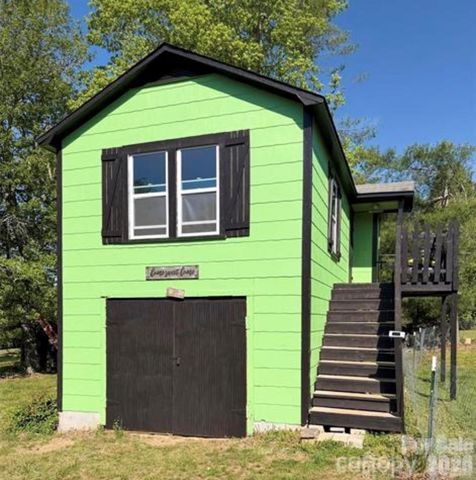3162 Morganton Boulevard SW, Lenoir, NC 28645