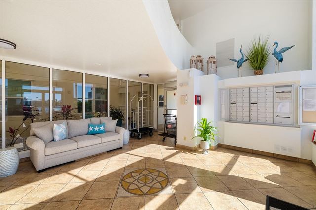 6061 BAHIA DEL MAR CIRCLE 442, St Petersburg, FL 33715