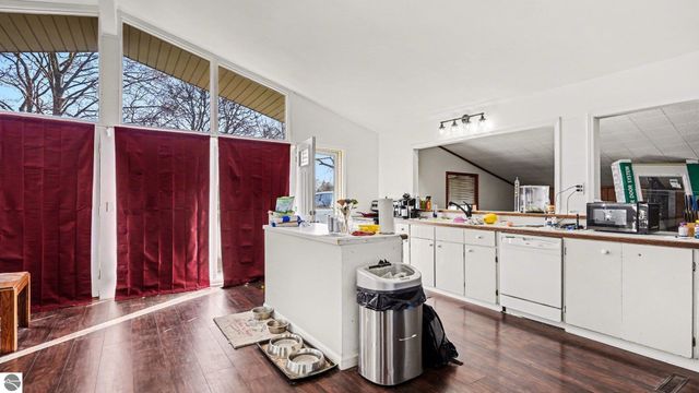 515 Thomas Street, Mt Pleasant, MI 48858