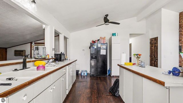 515 Thomas Street, Mt Pleasant, MI 48858