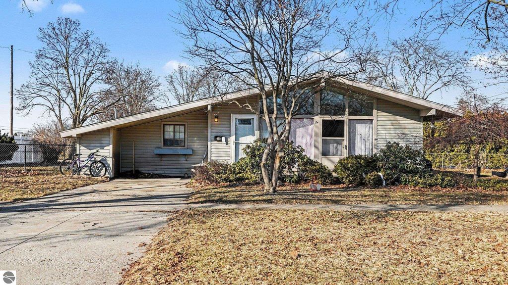 515 Thomas Street, Mt Pleasant, MI 48858