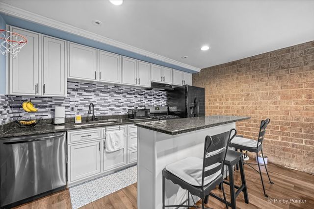 509 Kenneth Circle, Elgin, IL 60120