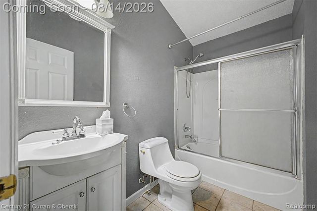 13252 Chestnut Street, Southgate, MI 48195