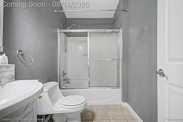 13252 Chestnut Street, Southgate, MI 48195