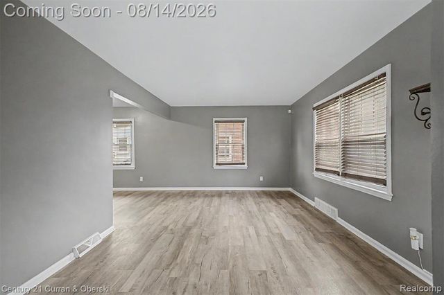 13252 Chestnut Street, Southgate, MI 48195