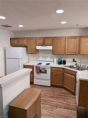 807 Creek Crossing Trail, Whitsett, NC 27377