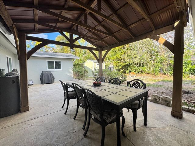 4811 79TH AVENUE PLAZA E, Sarasota, FL 34243