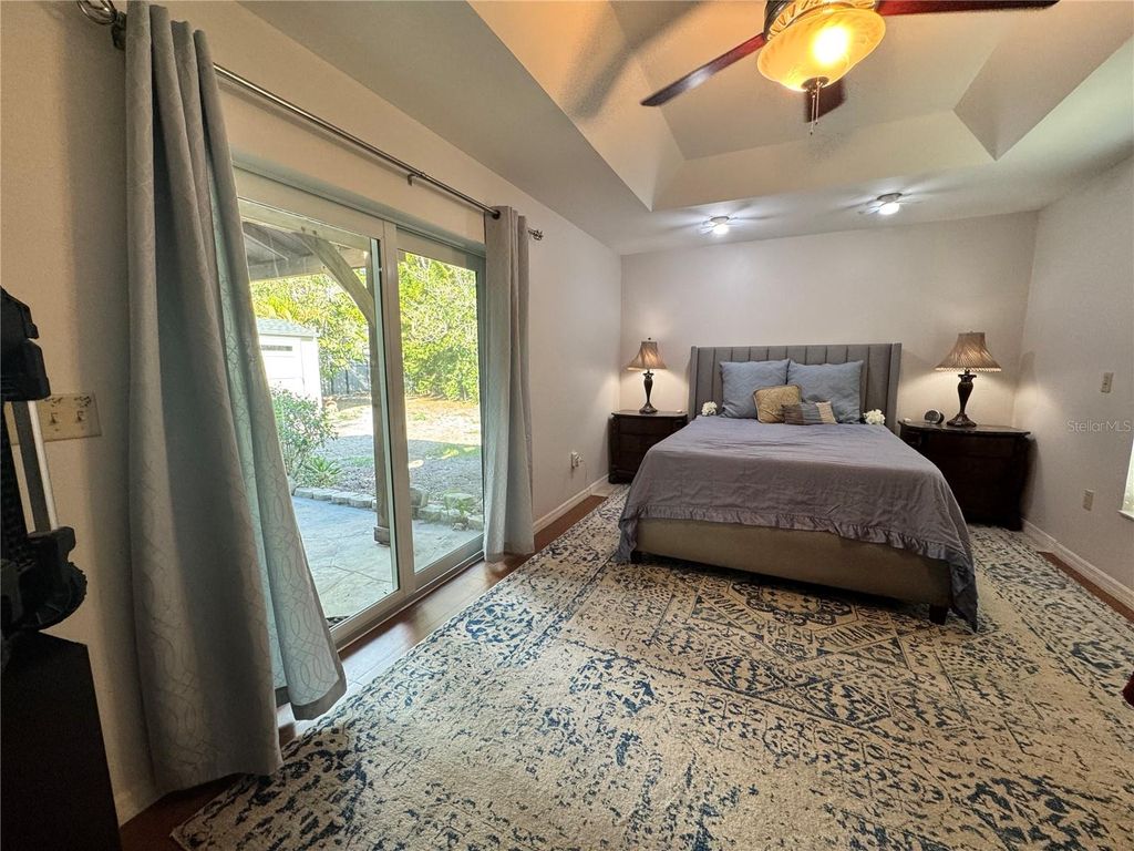 Image 14 of property listing at 4811 79TH AVENUE PLAZA E, Sarasota, FL 34243