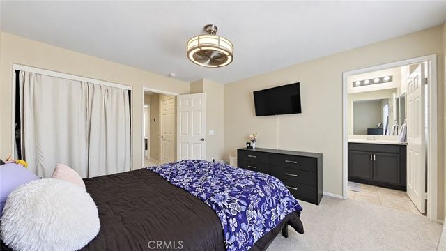 14671 Sherman Way, Van Nuys, CA 91405